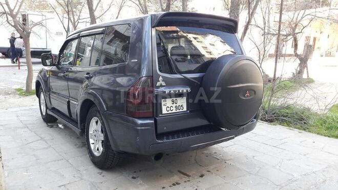Mitsubishi Pajero 2005, 231,100 km - 3.0 л - Bakı