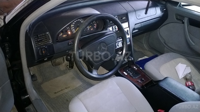 Mercedes C 240 1997, 190,500 km - 2.4 l - Sumqayıt