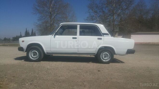 LADA (VAZ) 2107 2002, 87,000 km - 1.6 l - Qazax