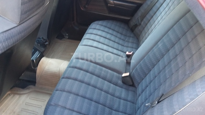 Mercedes 190 1990, 250,000 km - 2.0 l - Bakı