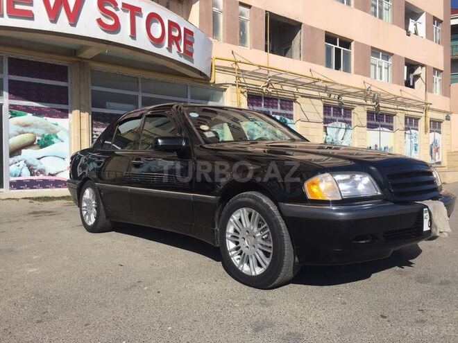 Mercedes C 230 1999, 18,900 km - 2.3 l - Bakı