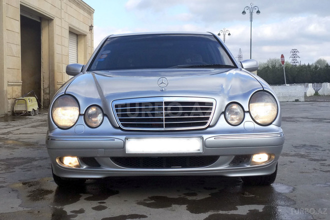 Mercedes E 240 2000, 256,000 km - 2.6 l - Kürdəmir