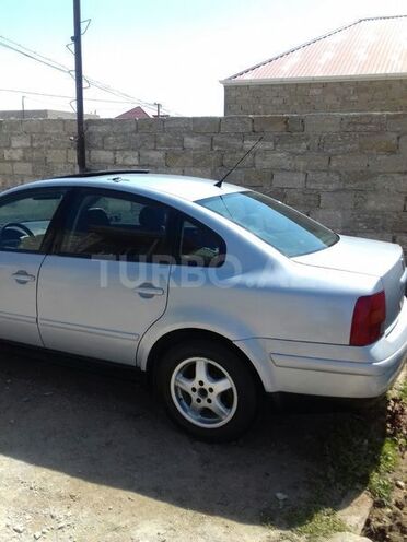 Volkswagen Passat 1998, 182,000 km - 1.8 l - Bakı