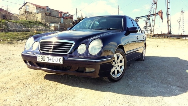 Mercedes E 270 2000, 180,000 km - 2.7 l - Bakı