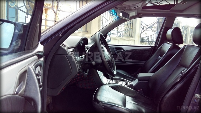 Mercedes E 270 2000, 180,000 km - 2.7 l - Bakı
