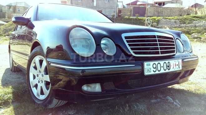 Mercedes E 270 2000, 180,000 km - 2.7 l - Bakı