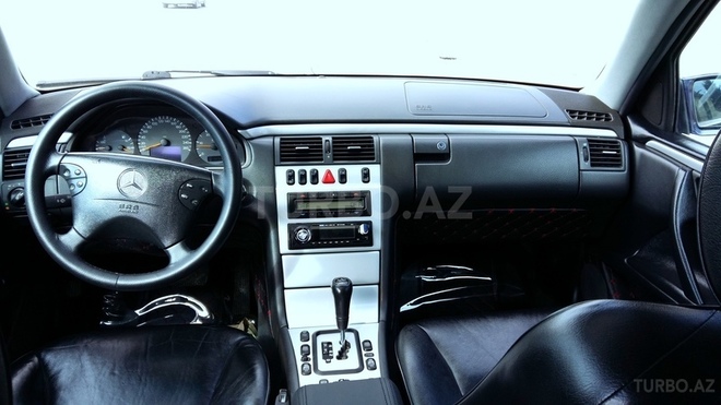 Mercedes E 270 2000, 180,000 km - 2.7 l - Bakı