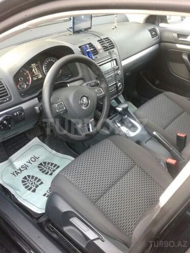 Volkswagen Jetta 2010, 90,000 km - 1.6 л - Bakı
