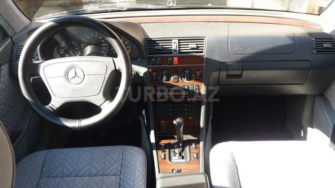 Mercedes C 200 1995, 336,000 km - 2.0 l - Bakı
