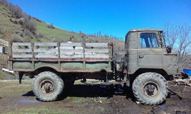 GAZ 66 1983, 500,000 km - 4.7 l - Astara