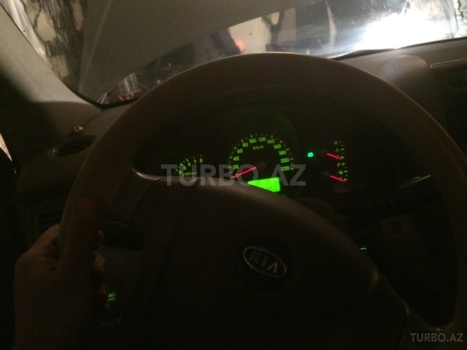 Kia Sportage 2006, 155,000 km - 2.7 l - Bakı