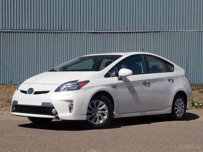 Toyota Prius 2015, 19,500 km - 1.8 l - Bakı