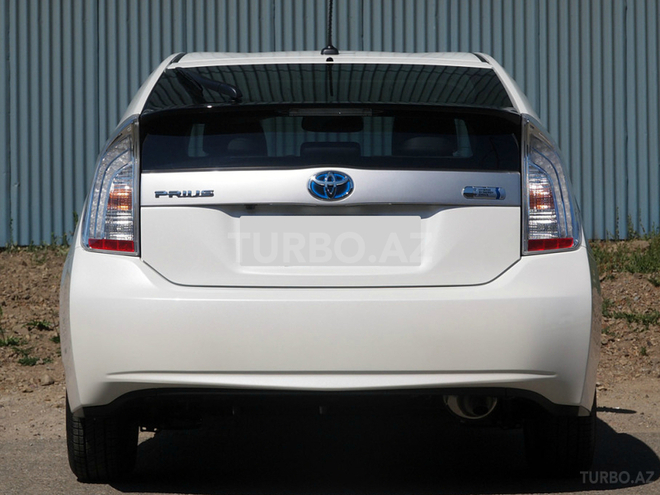 Toyota Prius 2015, 19,500 km - 1.8 l - Bakı