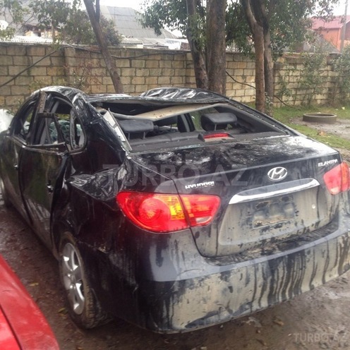 Hyundai Elantra 2009, 145,000 km - 2.0 l - Lənkəran