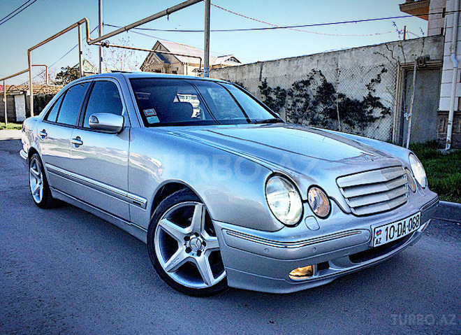Mercedes E 280 2000, 268,500 km - 2.8 л - Bakı