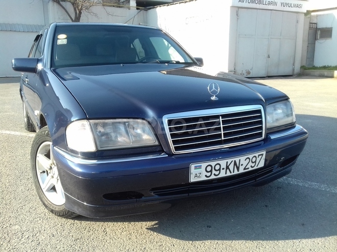 Mercedes C 240 1998, 270,000 km - 2.4 l - Bakı