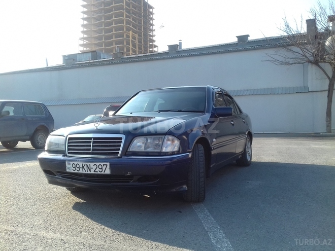 Mercedes C 240 1998, 270,000 km - 2.4 l - Bakı