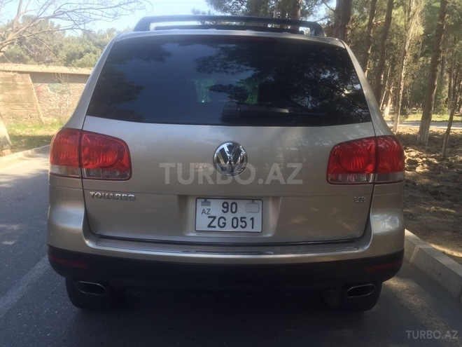 Volkswagen Touareg 2005, 235,000 km - 4.2 l - Sumqayıt