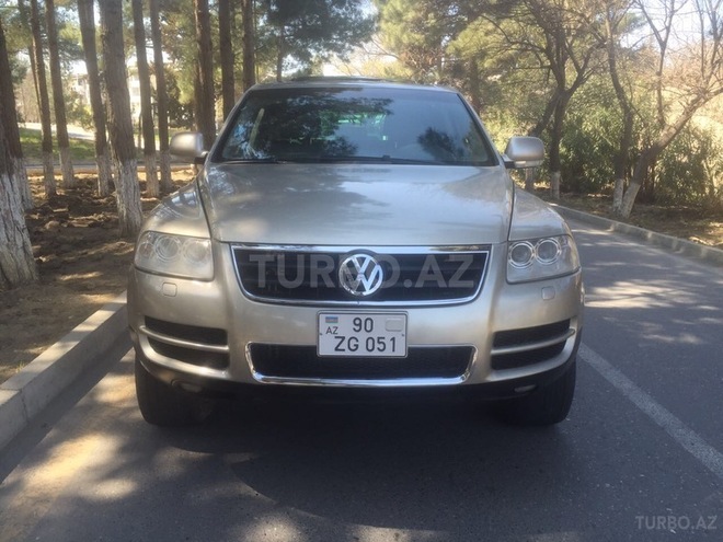 Volkswagen Touareg 2005, 235,000 km - 4.2 l - Sumqayıt
