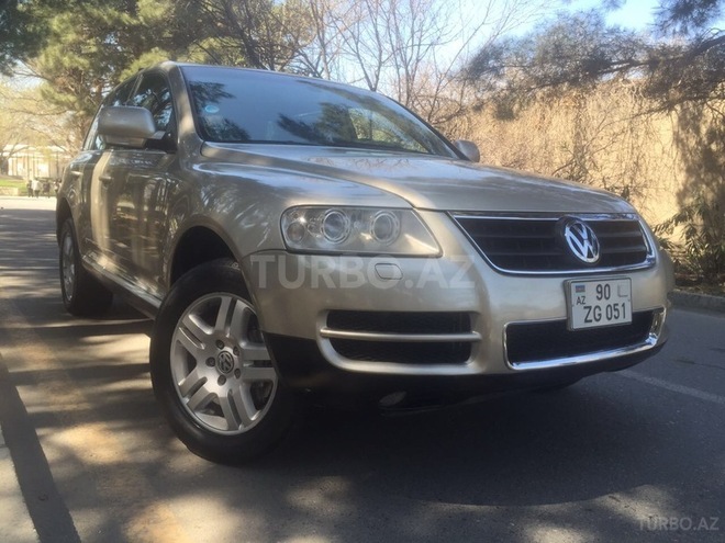 Volkswagen Touareg 2005, 235,000 km - 4.2 l - Sumqayıt