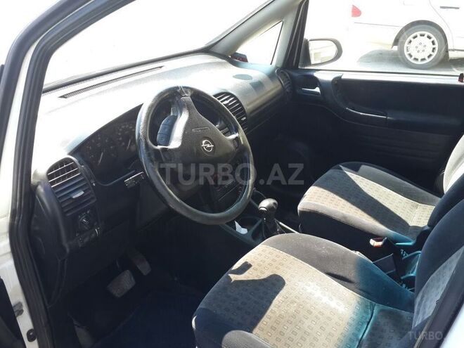 Opel Zafira 2002, 180,000 km - 2.2 л - Bakı