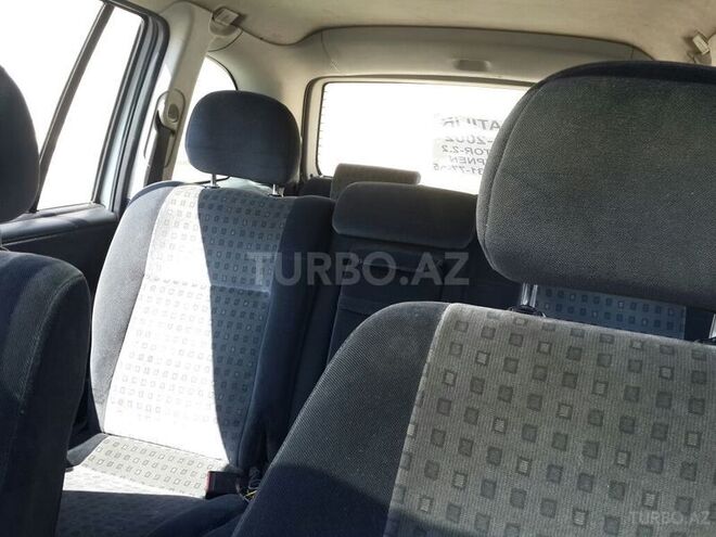 Opel Zafira 2002, 180,000 km - 2.2 л - Bakı