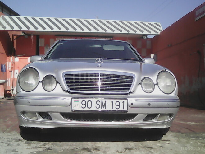 Mercedes E 220 2001, 370,386 km - 2.2 l - Bakı