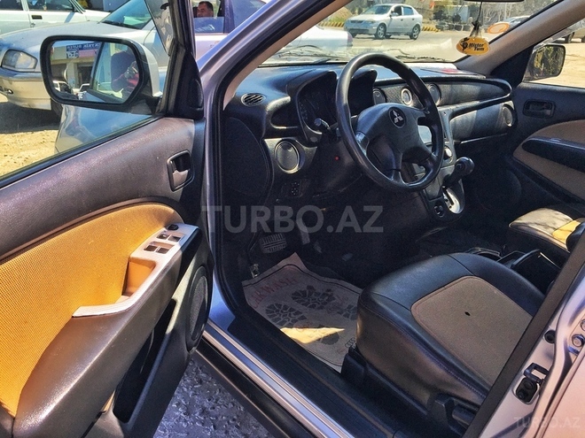 Mitsubishi Airtrek 2003, 218,478 km - 2.0 л - Sumqayıt