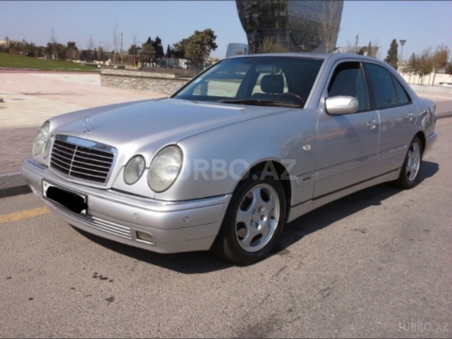 Mercedes E 280 1999, 254,000 km - 2.8 l - Bakı