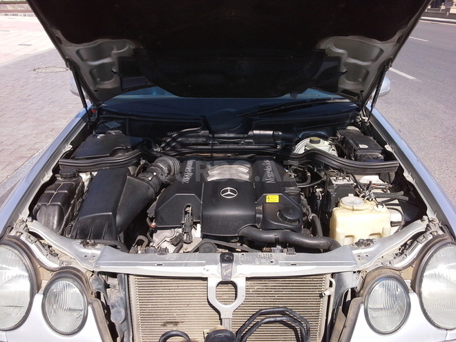 Mercedes E 280 1999, 254,000 km - 2.8 l - Bakı