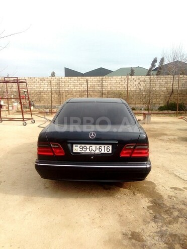 Mercedes E 270 1999, 1,485,000 km - 2.7 l - Bakı