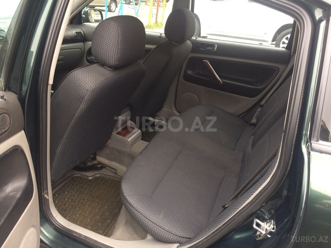 Volkswagen Passat 1998, 320,000 km - 2.0 l - Bakı