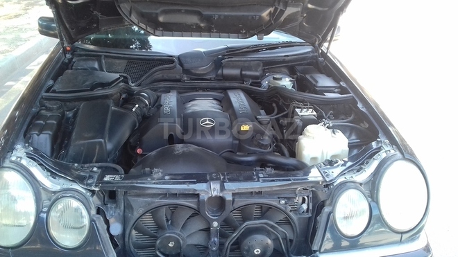 Mercedes E 240 1997, 240,000 km - 2.4 l - Sumqayıt