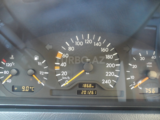 Mercedes C 180 1998, 201,000 km - 1.8 l - Bakı