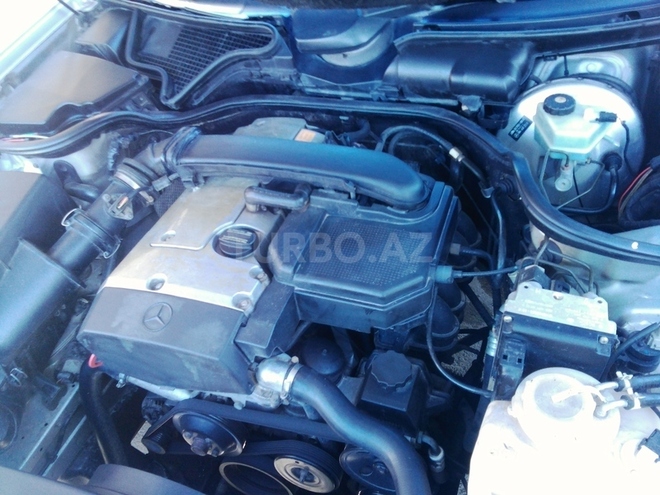 Mercedes E 200 1996, 150,000 km - 2.0 l - Bərdə
