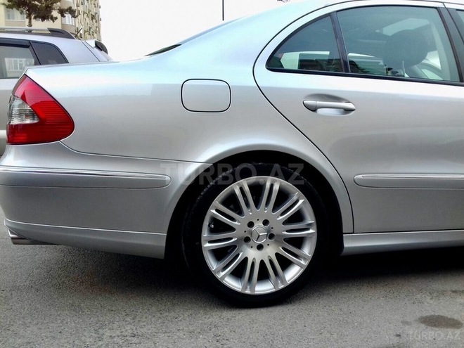 Mercedes E 280 2006, 174,000 km - 3.0 l - Bakı