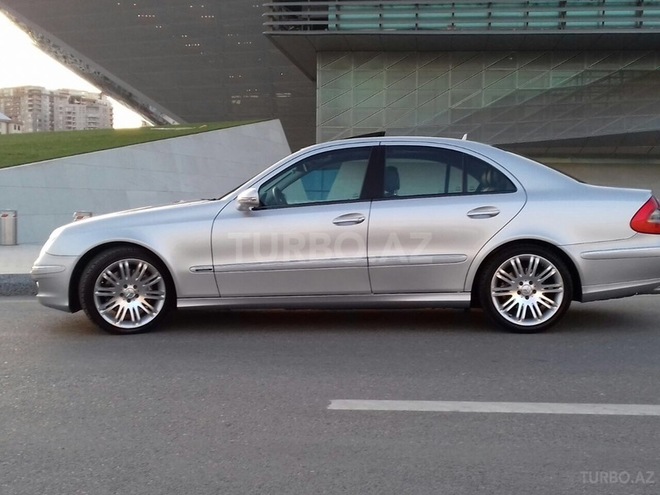 Mercedes E 280 2006, 174,000 km - 3.0 l - Bakı