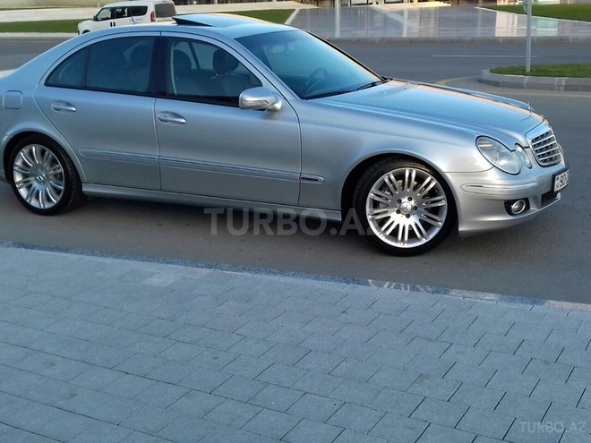 Mercedes E 280 2006, 174,000 km - 3.0 l - Bakı