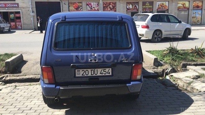 LADA (VAZ) Niva 2015, 2,300 km - 1.7 л - Şəmkir