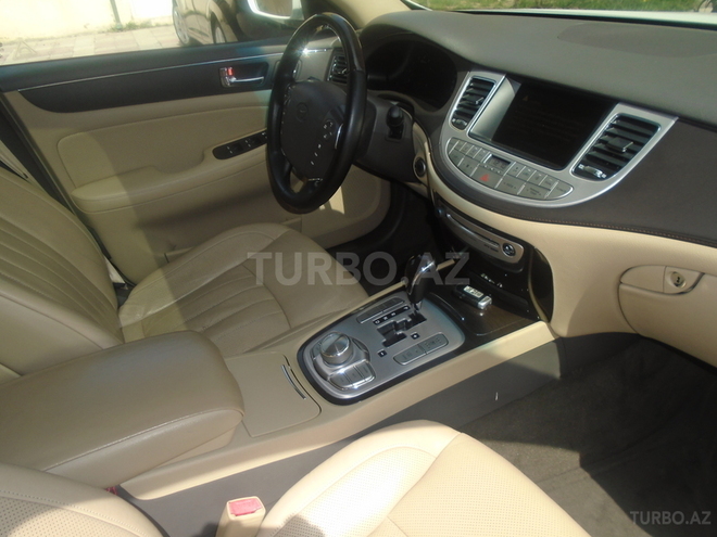 Hyundai Genesis 2009, 140,000 km - 3.8 l - Bakı