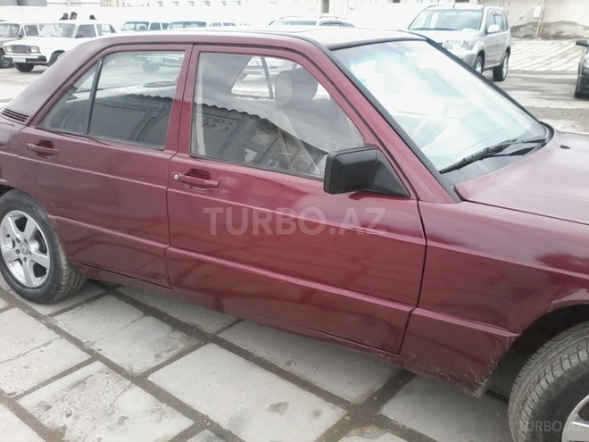 Mercedes 190 1991, 345,000 km - 1.8 l - Sumqayıt