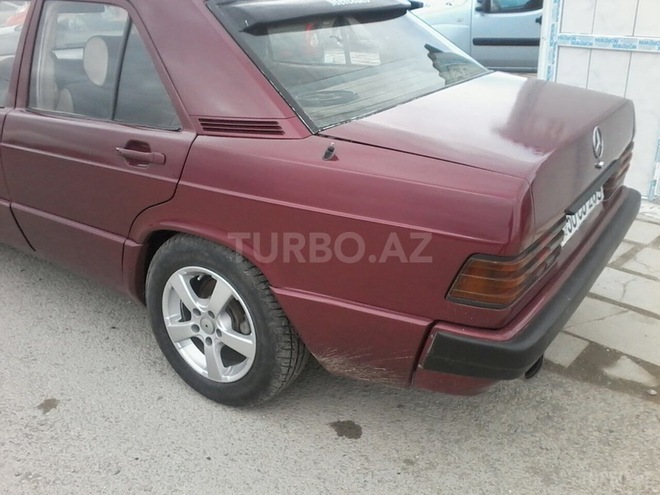 Mercedes 190 1991, 345,000 km - 1.8 l - Sumqayıt