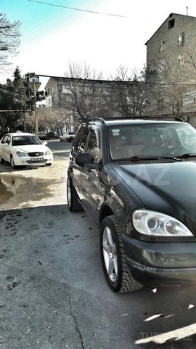 Mercedes ML 320 1999, 270,000 km - 3.2 l - Bakı