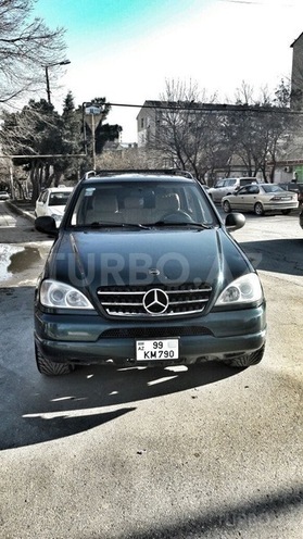 Mercedes ML 320 1999, 270,000 km - 3.2 l - Bakı