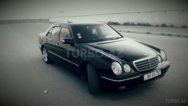 Mercedes E 270 2000, 280,000 km - 2.7 l - Bakı
