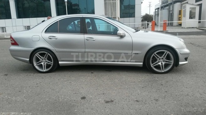 Mercedes C 240 2001, 201,000 km - 2.4 l - Sumqayıt