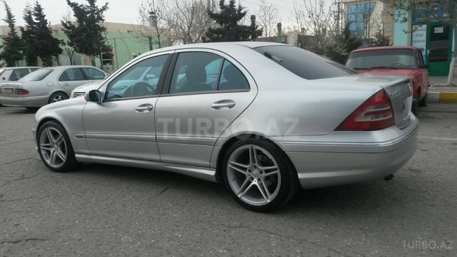 Mercedes C 240 2001, 201,000 km - 2.4 l - Sumqayıt