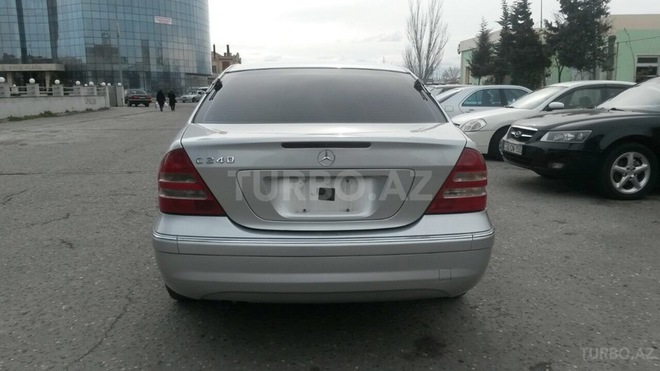 Mercedes C 240 2001, 201,000 km - 2.4 l - Sumqayıt