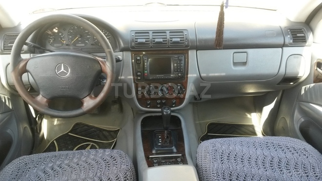 Mercedes ML 320 2001, 240,000 km - 3.2 l - Sumqayıt
