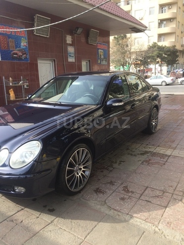 Mercedes E 260 2004, 190,000 km - 2.6 l - Bakı